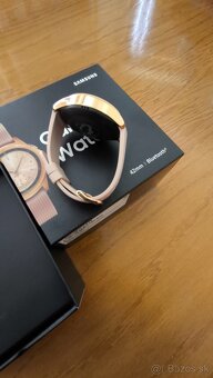 Samsung Galaxy watch 42 mm Rose Gold - 2