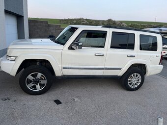 Jeep Commander - 2