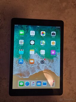 Apple iPad Air - 2