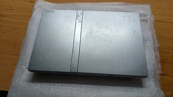 PS2 Silver - 2
