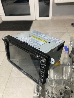 Rádio Volkswagen T5 - 2