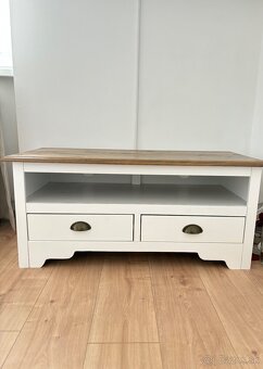 Skrinka pod televizor / komoda - 2