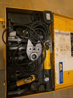 Predám lisovačky Rems mini ACC 14,4V - 2