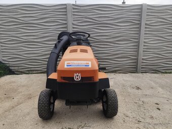 Záhradný traktor Husqvarna - 2