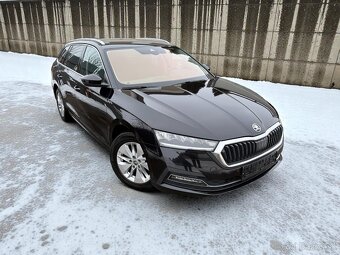 Škoda Octavia Combi 2.0 TDI  Style DSG - 2