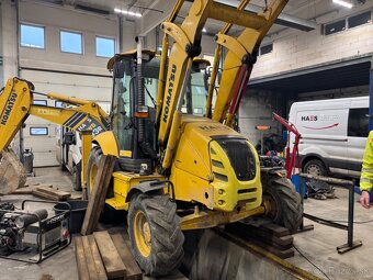 KOMATSU WB 93R-5EO - 2