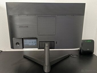 Herný monitor Samsung - 2