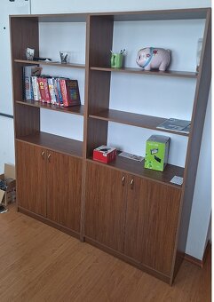 kancelarsky nabytok - 2