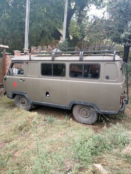 UAZ 452 Buchanka - 2