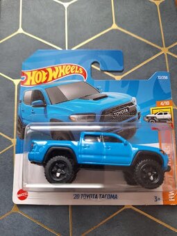 Hot wheels Stingray Convertible,Toyota Tacoma,BMW - 2