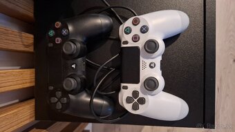 Predám Ps4 500GB - 2