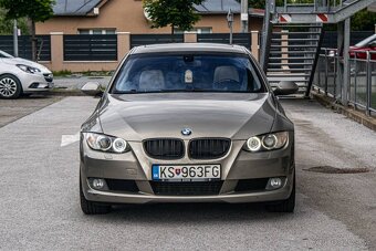 BMW Rad 3 Coupé 330 xd A/T - 2