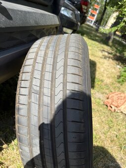 Predám letne pneumatiky na diskoch - 2