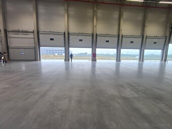 Kuriér TOPTRANS nad 3,5 t. preprava zásielok - BA a TT kraj - 2