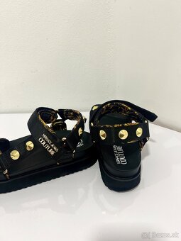 Nové dámske sandálky Versace Jeans Couture - 2