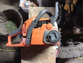 Husqvarna 440 - 2
