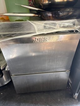 Profesionalna umyvacka riadu pre gastro - 2