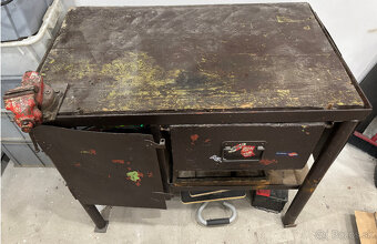 Dielenský stôl - ponk so zverákom - 2