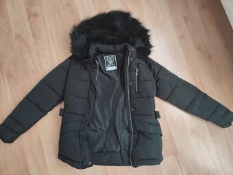 Teplá zimná bunda C&A v.152 - 2