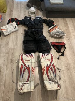 Hokejová výstroj - 2