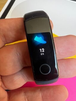 Honor Band 5 cierny remienok /best cena/ - 2