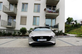 Mazda 3 2.5 e-Skyactiv G140 mHEV Takumi, V záruke,BOSE audio - 2