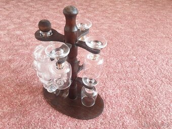 Hroznová fľaša na stojane - 2