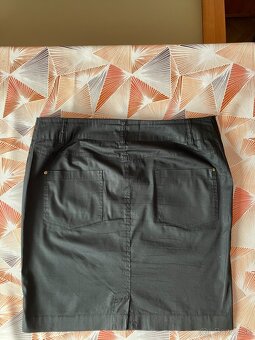 ČIERNA ŠPORTOVÁ SUKŇA - 2