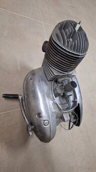 Motor 353 - 2