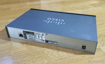 Switch Cisco SG350-10 – 10-Port - 2