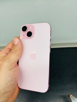 Predam iphone 15 pink 128gb - 2