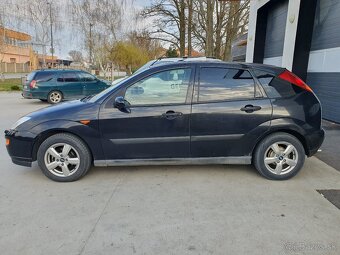 Ford Focus 1.6 74 KW Benzín - 2