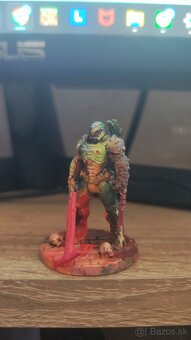 Ručne maľovaná Miniatúrka Doom slayera - 2