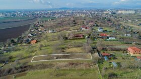Predaj slnečného pozemku v časti ,, Staré Levice ,, - 2