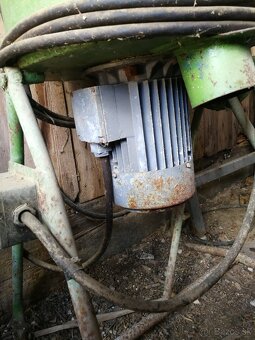 Šrotovnik na kukuricu a zrno 2,2kw motor - 2