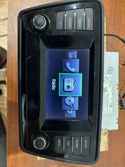 Predam MIB2 radio pre Superb 3 5Q0035840A - 2