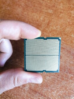 AMD Ryzen 5 7600X - 2