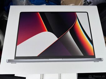 Macbook krabice - 2