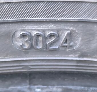 225/55/17c - 2