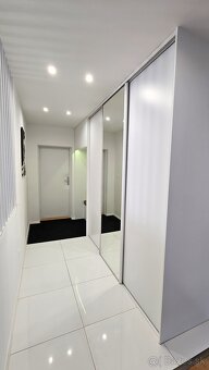 Moderný, priestranný 3 izbový byt v centre mesta - 2