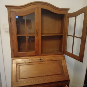Krásna komoda s vitronou - 2