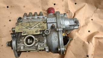 Čerpadlo na Mercedes w115 , W123 220d , 240d - 2