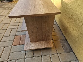 STOLÍK POD TV - 2