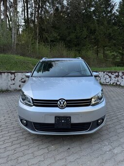 Volkswagen Touran 1.6 TDI 77kw Life, Light & Park Assist - 2