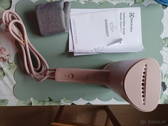 Naparovač odevov Electrolux - 2