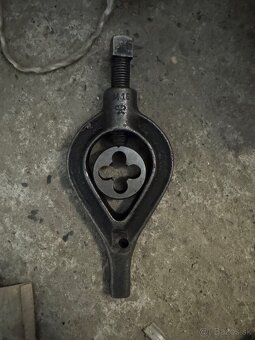 predám mix strojárskych veci - 2