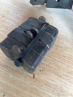 Brzdové oblozenie - 2