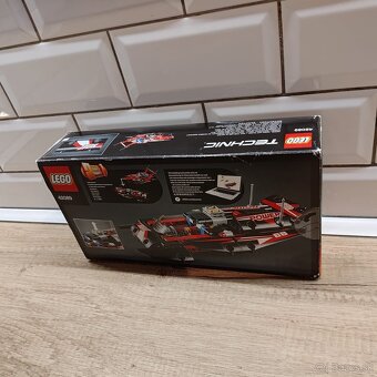 Lego 42089 nove - 2
