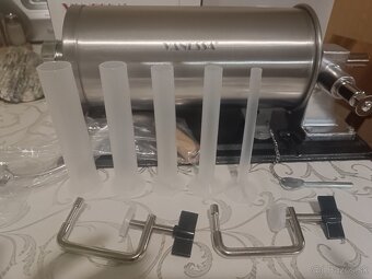 Horizontálna plnička klobás - 2