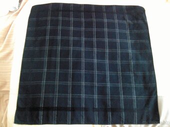 RETRO ŠTOFOVÉ ŠATKY - 2